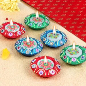 Decorating Diyas